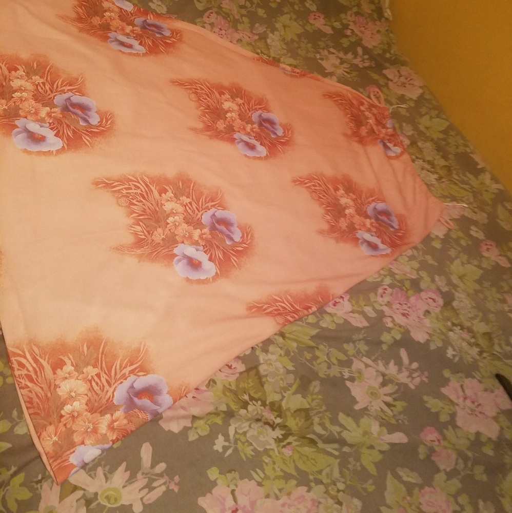 *SOLD 70's Hawaiian Print Vintage Top/Skirt/belt - Picture 4 of 6